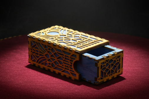 Vanishing Drawer Box